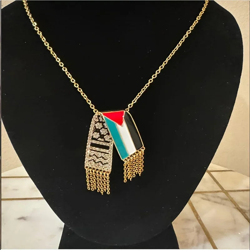 قلادة خريطة فلسطين